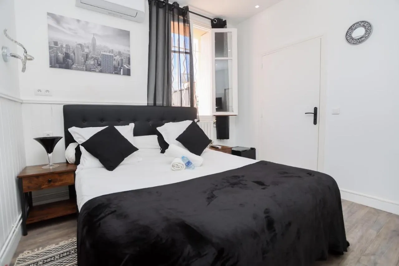 Hostellerie Le Panel Mandelieu 0*,  フランス